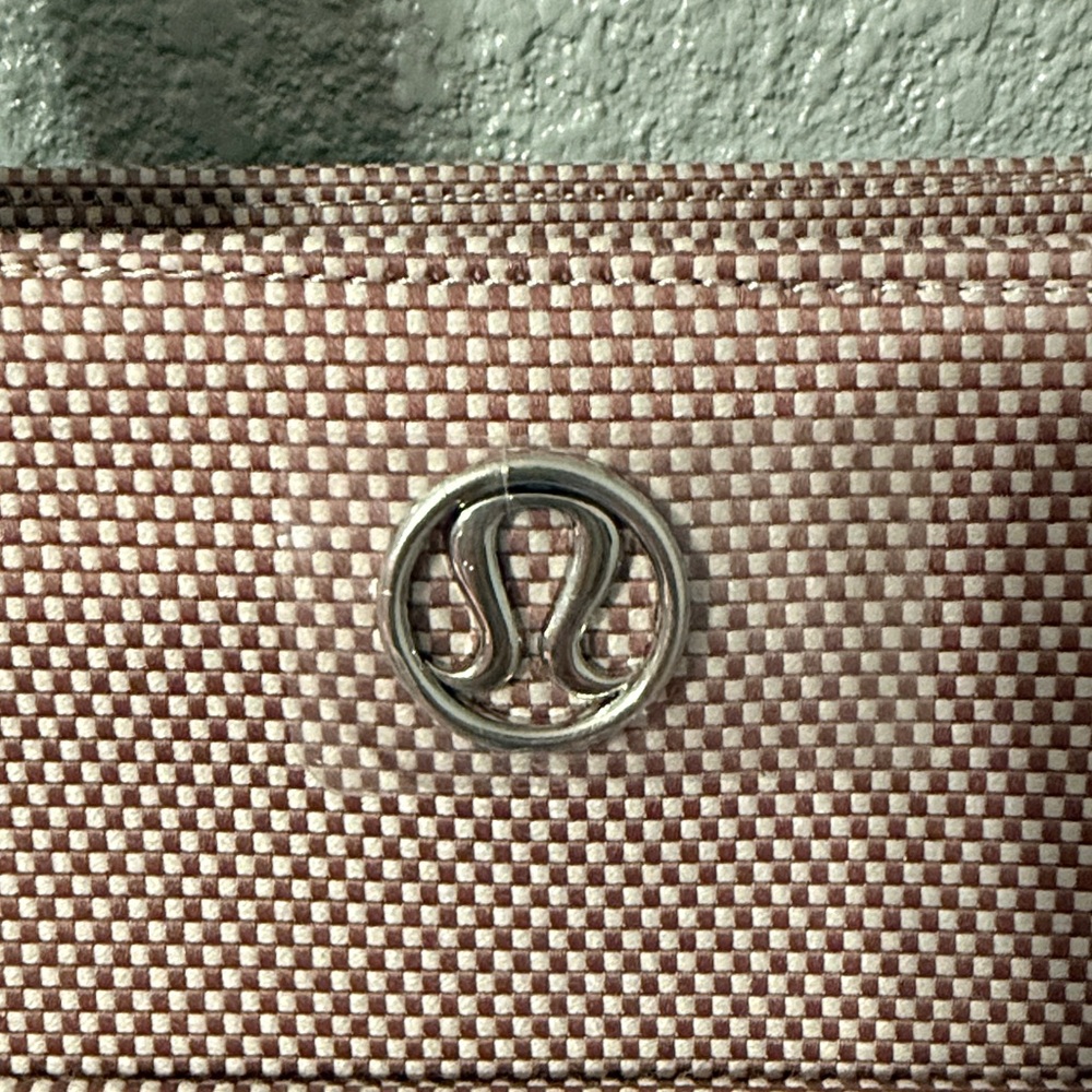 Lululemon Two Tone canvas Tote 10L in spiced chai and bone - Picture 5 of 7